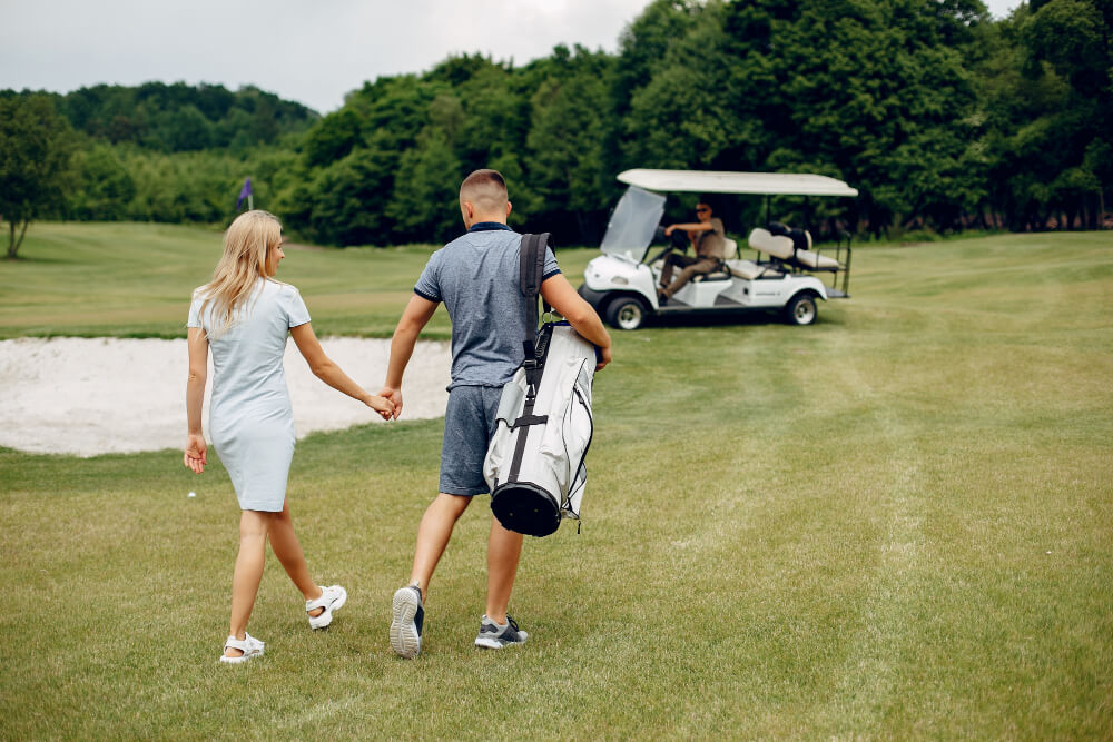 Round Trip Limo Car Service for Golf Courses